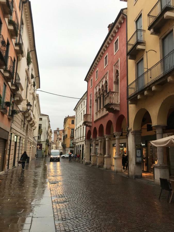 Le Terrazze Apartment Vicenza Bagian luar foto