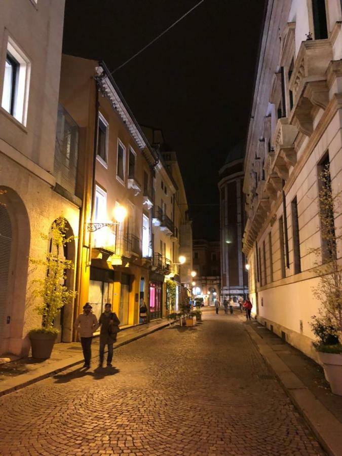 Le Terrazze Apartment Vicenza Bagian luar foto